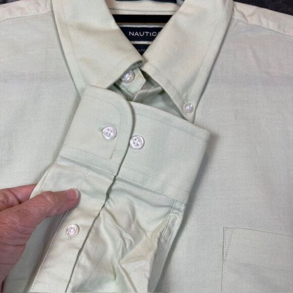 Nautica Men's Vintage Oxford Light Green Button Down Shirt Size 16 1/2 32-33 - Picture 3 of 9